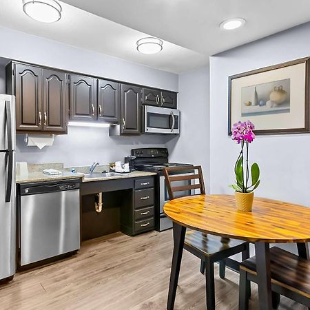Surestay Studio By Best Western Пенсакола Экстерьер фото
