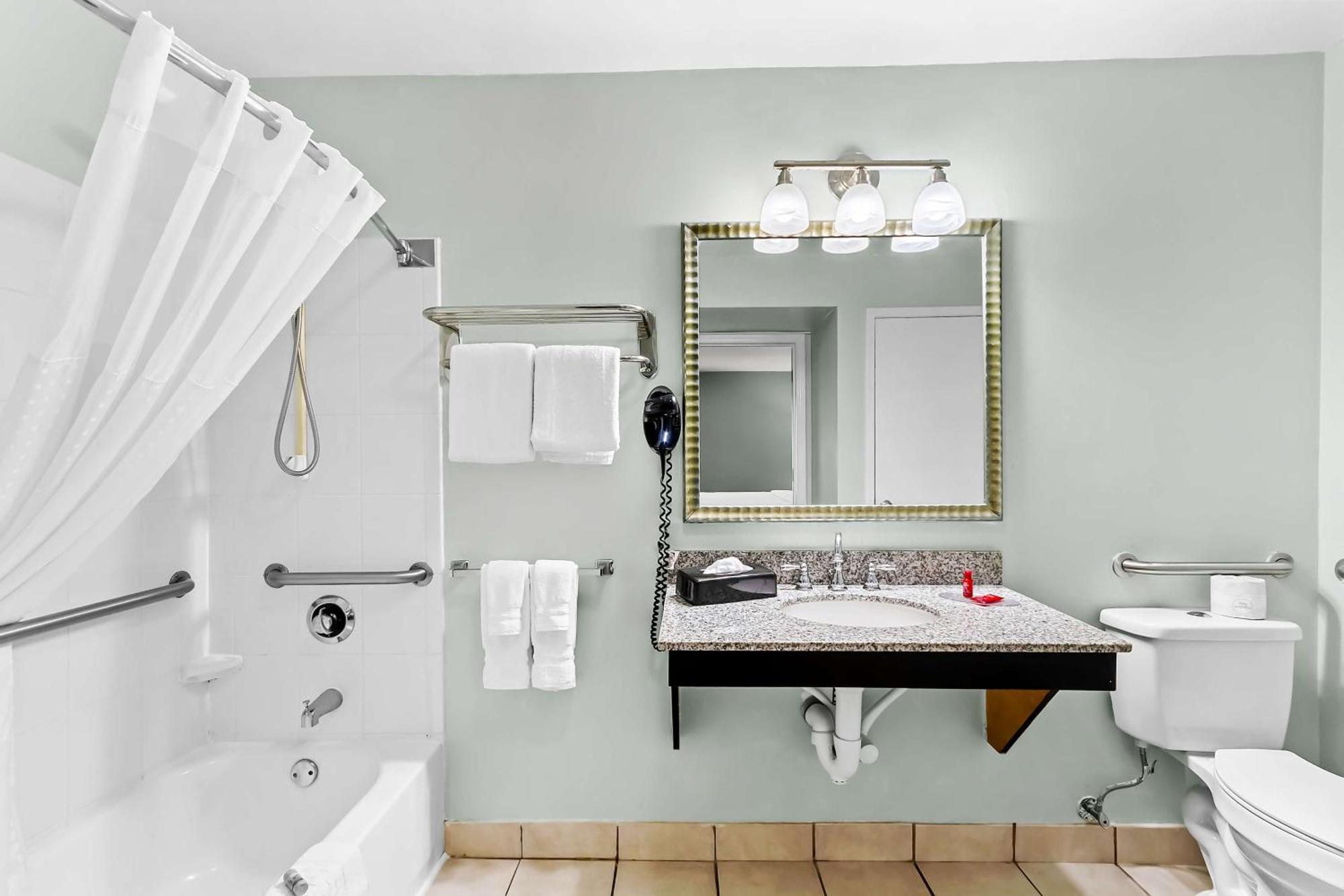Surestay Studio By Best Western Пенсакола Экстерьер фото